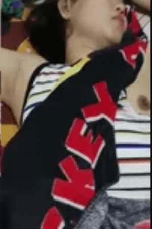 Bokep Indo - Tetangga Nekat Masuk Rumah Binor Lagi Tidur - Poster